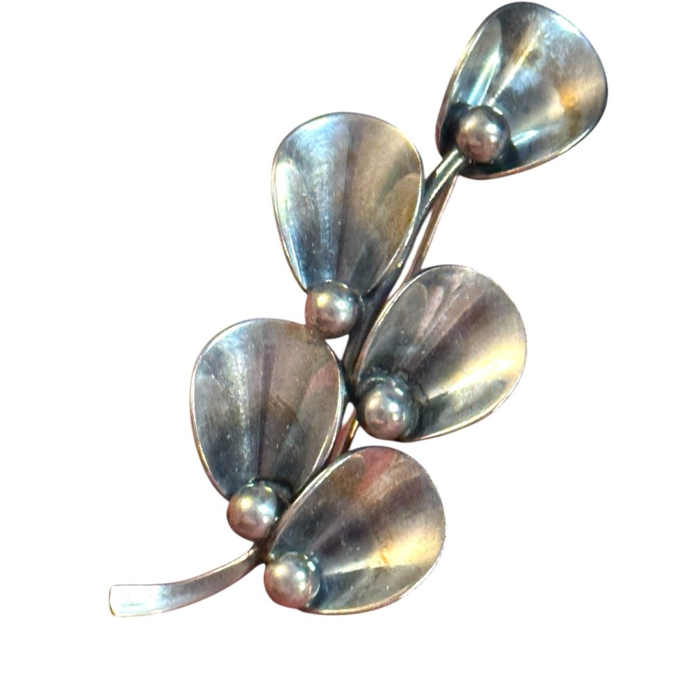 Vintage Silver Leaf Brooch Sterling Silver NE FROM Denmark

Niels Erik